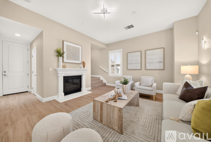 4266 Sunset View Drive 4 Beds Single Family Home for Rent - Photo gallery 1