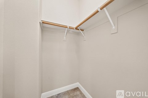4266 Sunset View Drive 4 Beds Apartment for Rent