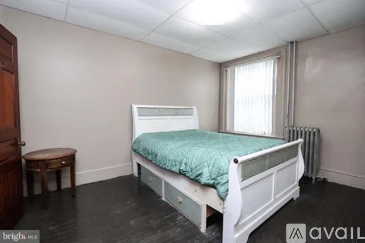 709 W Norwegian St 6 Beds Single Family Home for Rent - Photo gallery 5