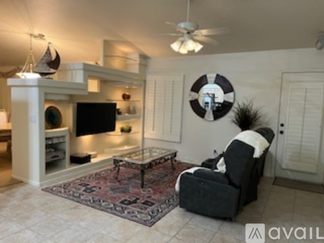 14965 West Robson Circle North 2 Beds Single Family Home for Rent - Photo gallery 2