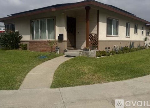 18657 East Laxford Road 2 Beds Apartment for Rent