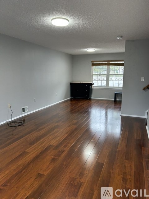 305 Reading Circle 3 Beds Apartment for Rent