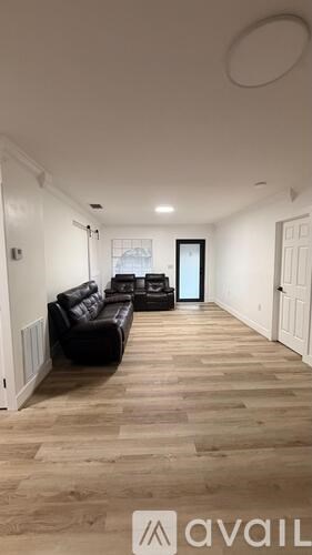 720 Northwest 19Th Court 3 Beds Apartment for Rent