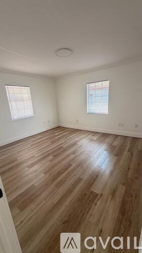 720 Northwest 19th Court 3 Beds Single Family Home for Rent - Photo gallery 4