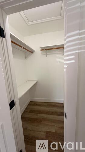 720 Northwest 19th Court 3 Beds Single Family Home for Rent - Photo gallery 5