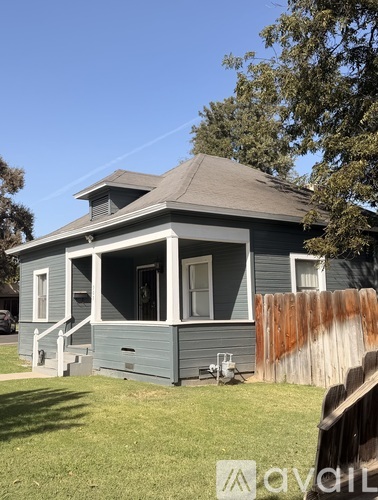 909 North Irwin Street 2 Beds Single Family Home for Rent - Photo gallery 4