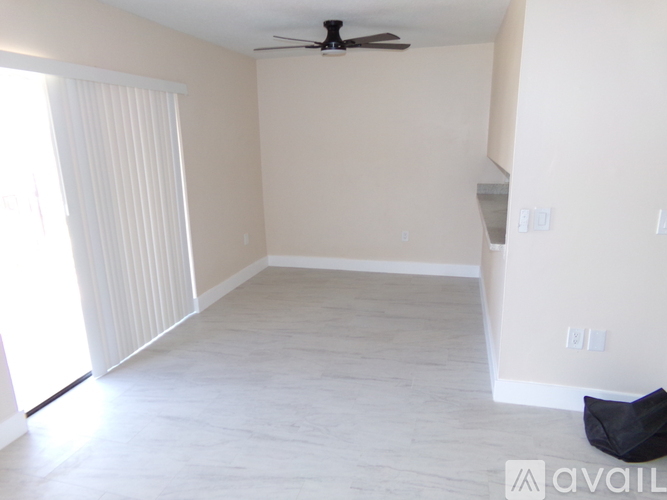 241 San Juan Cir 2 Beds Condo for Rent - Photo gallery 3