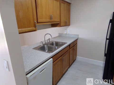 241 San Juan Cir 2 Beds Apartment for Rent