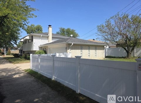 2649 West 85Th Street 3 Beds Apartment for Rent