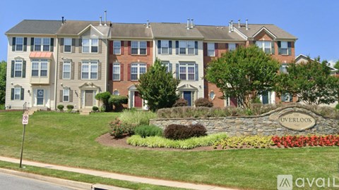590 Eisenhower Drive 3 Beds Apartment for Rent