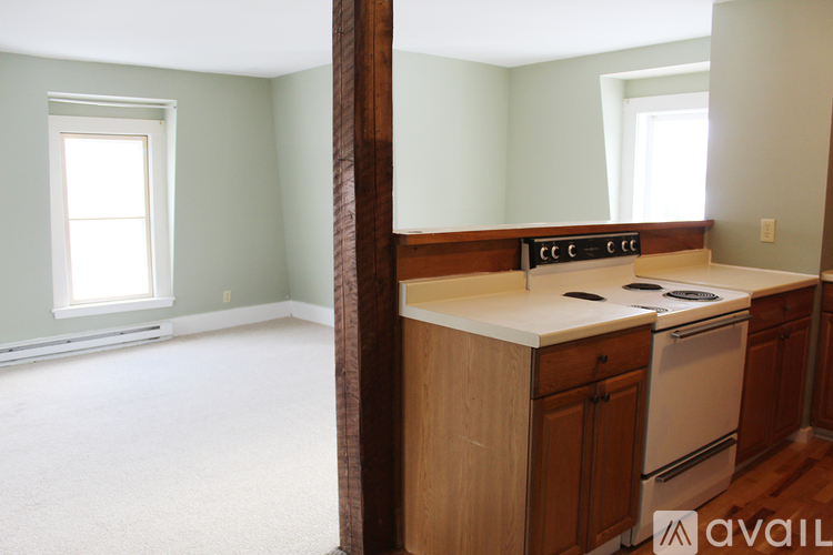 27 Water St 1 Apartment for Rent - Photo gallery 4