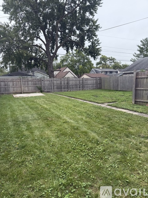 17111 Oakwood Ave 3 Beds Single Family Home for Rent - Photo gallery 2