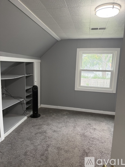 17111 Oakwood Ave 3 Beds Single Family Home for Rent - Photo gallery 4