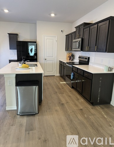 205 Alice Springs Lane 1 Apartment for Rent - Photo gallery 3