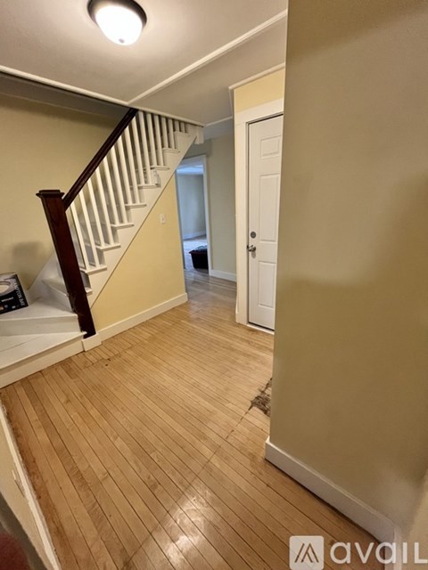 5 Pleasant Street 2 Beds Apartment for Rent