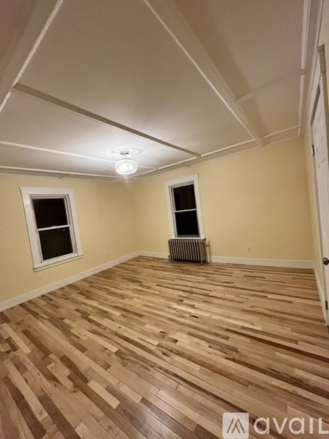5 Pleasant Street 2 Beds Apartment for Rent