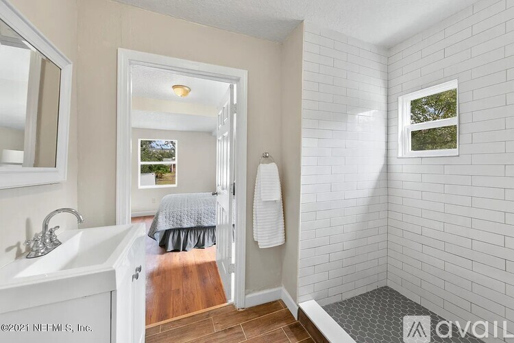 1134 Pippin Street 3 Beds Single Family Home for Rent - Photo gallery 5