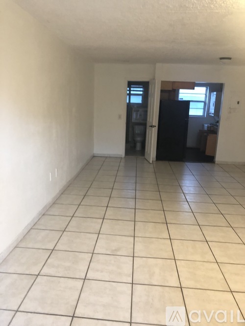 220 Meridian Ave Studio Condo for Rent - Photo gallery 2