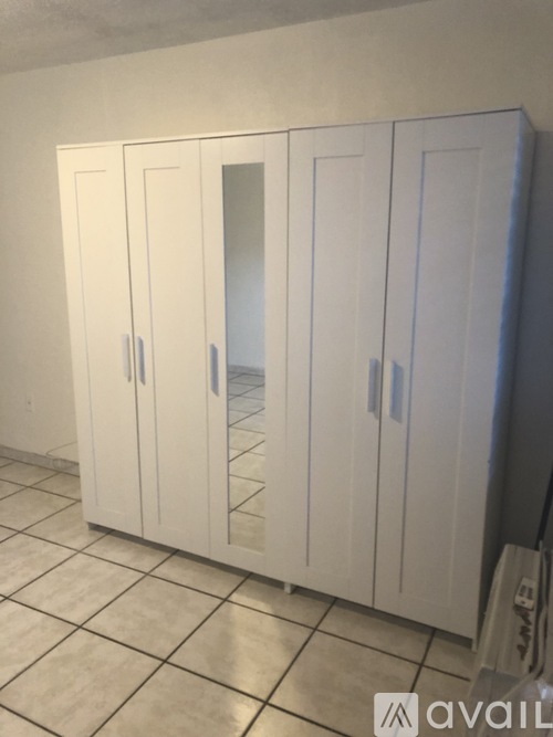 220 Meridian Ave Studio Condo for Rent - Photo gallery 5