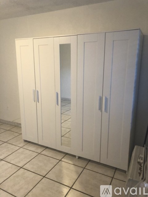 220 Meridian Ave Studio Apartment for Rent