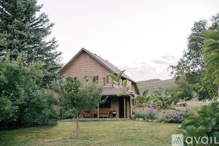 3305 North County Road 23E 5 Beds Single Family Home for Rent - Photo gallery 1