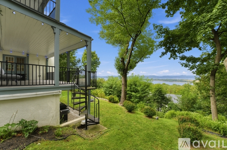 131 Cedar Ln 3 Beds Single Family Home for Rent - Photo gallery 4