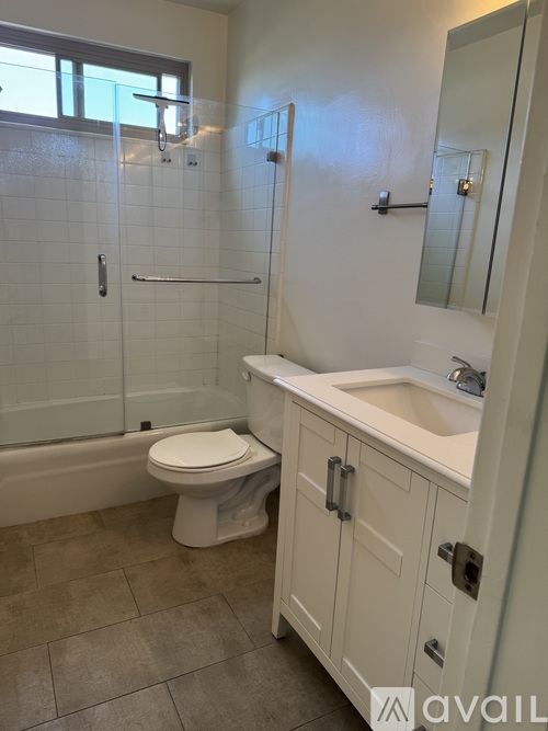 1439 South Bundy Drive 1 Apartment, Single Family Home for Rent - Photo gallery 2