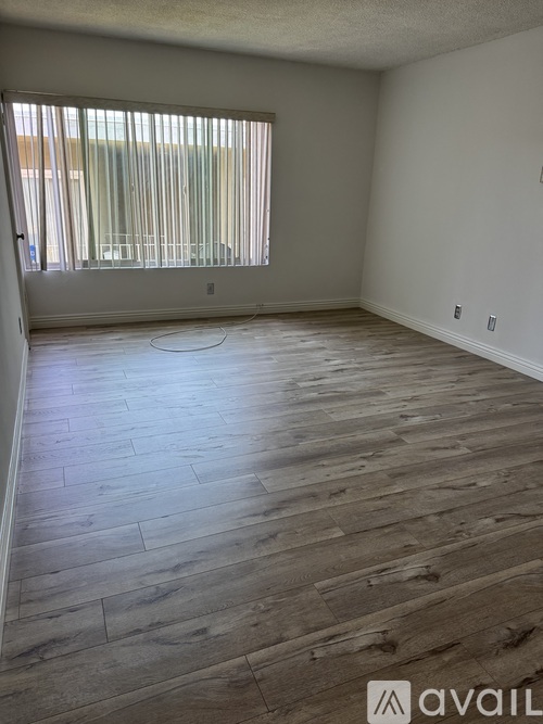 1439 South Bundy Drive 1 Apartment, Single Family Home for Rent - Photo gallery 4