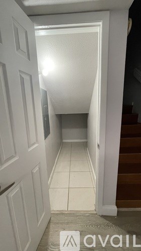 8153 Severn Drive 2 Beds Apartment for Rent