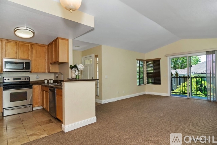 3555 Grove Street 3 Beds Condo for Rent - Photo gallery 4