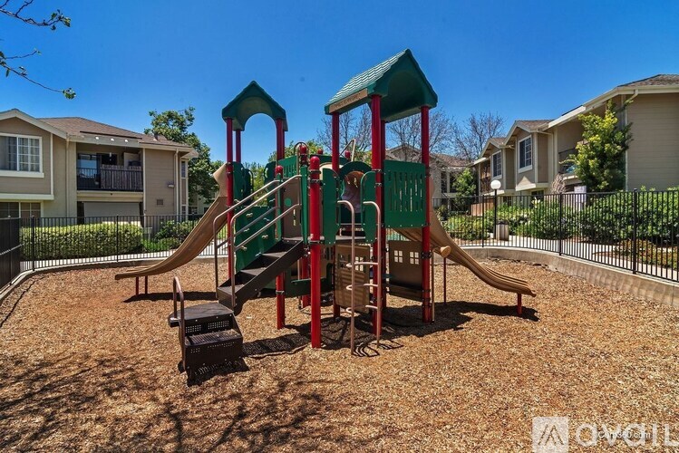 3555 Grove Street 3 Beds Condo for Rent - Photo gallery 5