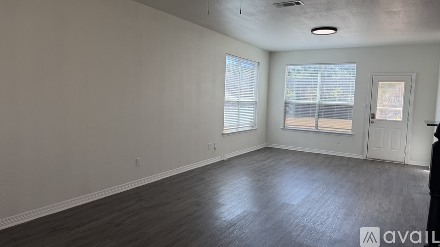 3747 Elise Way 4 Beds Single Family Home for Rent - Photo gallery 5