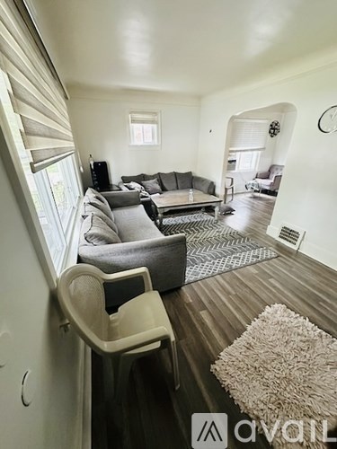 7343 Orchard Avenue 2 Beds Apartment for Rent