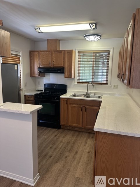 1842 Burton Street 2 Beds Apartment for Rent