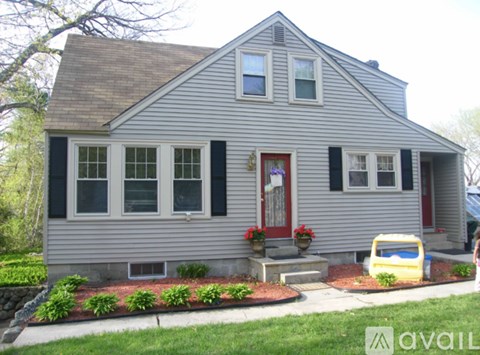 90 Whittemore Street 4 Beds Apartment for Rent