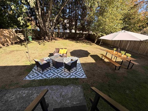 13063 103A AVENUE 3 Beds Apartment for Rent