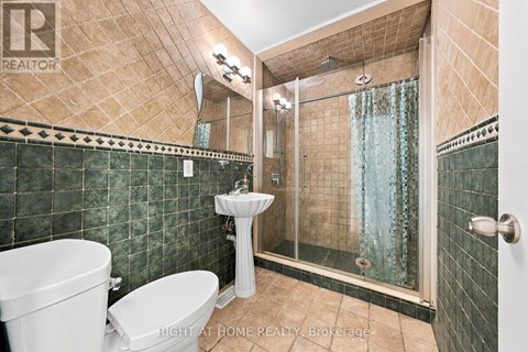 1 - 490 BROCK AVENUE 3 Beds Apartment for Rent