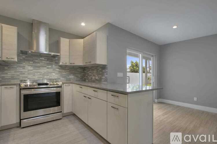 405 Flotilla Road 3 Beds Single Family Home for Rent - Photo gallery 4