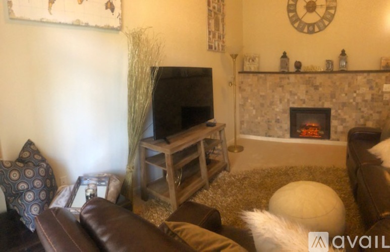 5305 Chieftain Cir 3 Beds Single Family Home for Rent - Photo gallery 3