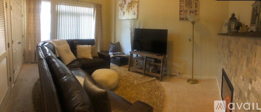 5305 Chieftain Cir 3 Beds Single Family Home for Rent - Photo gallery 4