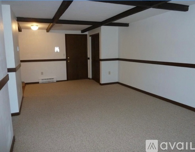 42 Swanson Court 1 Condo for Rent - Photo gallery 2
