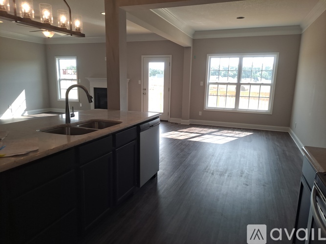 9237 Upstream Ln 5 Beds Single Family Home for Rent - Photo gallery 5