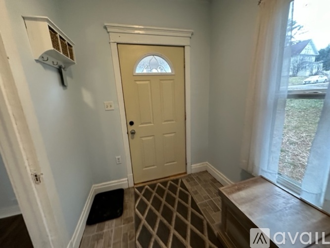1214 E 5th Ave 3 Beds Single Family Home for Rent - Photo gallery 3
