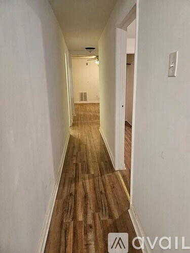 6639 South Perry Avenue 2 Beds Apartment for Rent