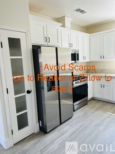 1480 East Cross Avenue 3 Beds Single Family Home for Rent - Photo gallery 4