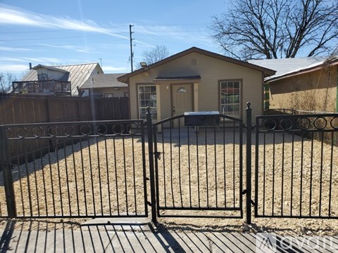 134 Albert St 1 Apartment for Rent