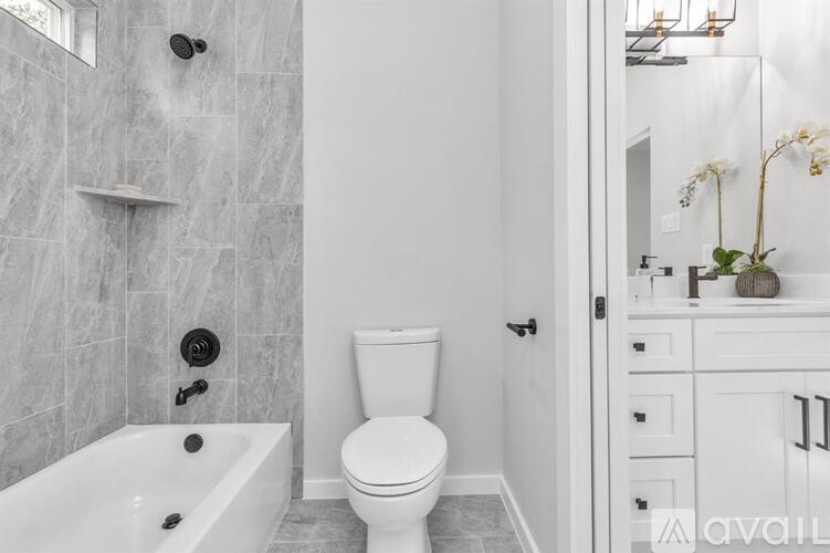 4622 Clover St 3 Beds Single Family Home for Rent - Photo gallery 5