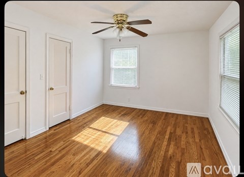 1050 NE 12Th Street 3 Beds Apartment for Rent