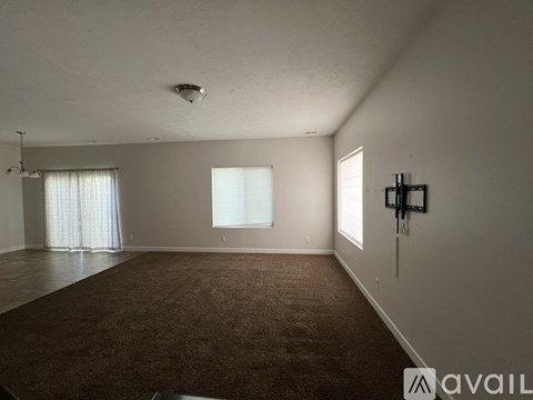 372 South 790 West 3 Beds Apartment for Rent