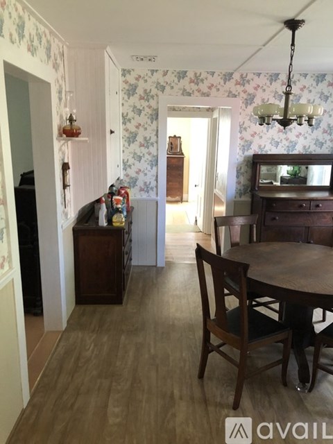 207 Bromley Road 2 Beds Apartment for Rent
